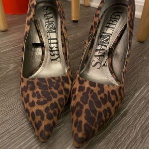 Cheetah print pointed toe heels